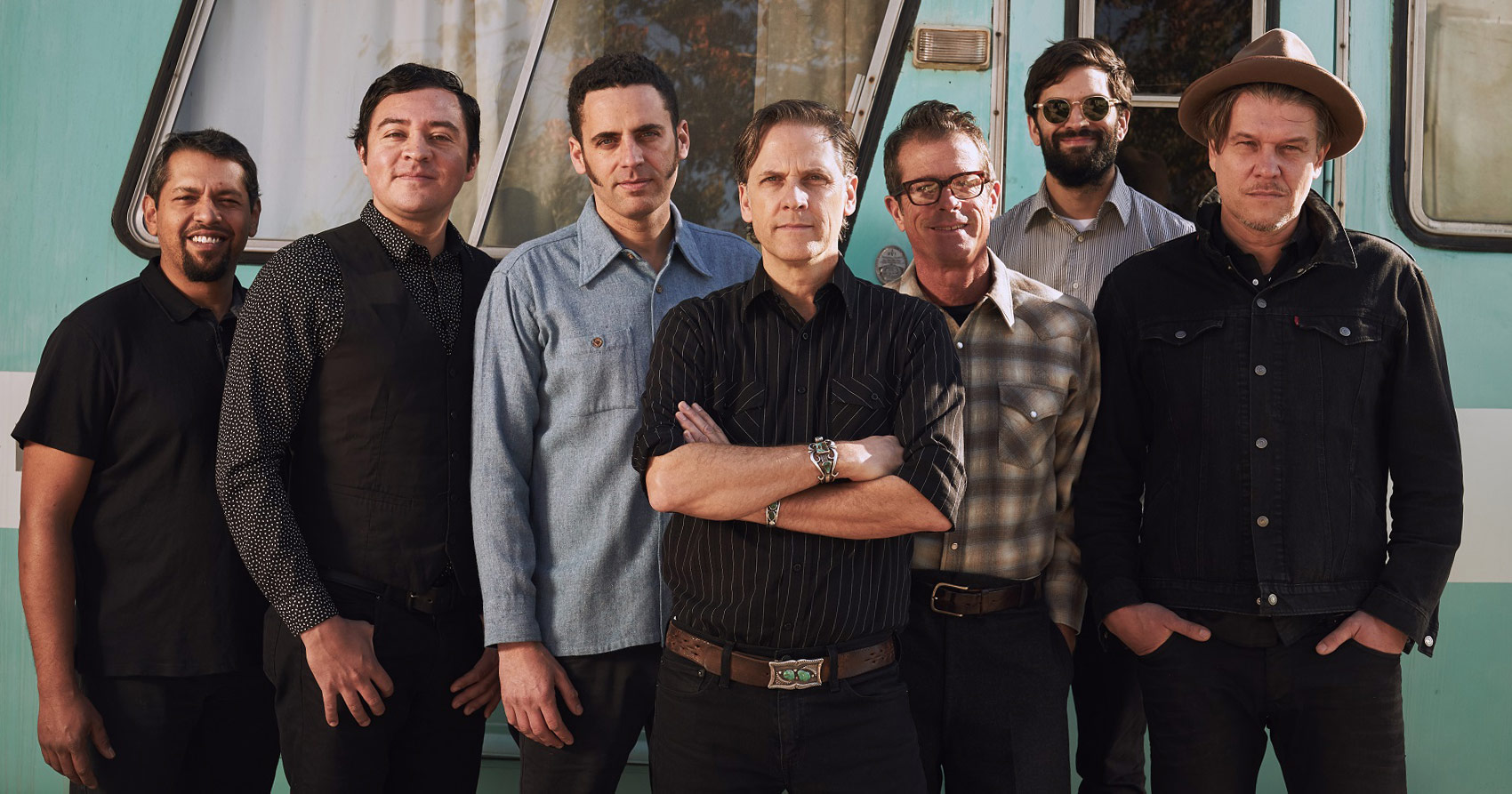 Calexico To Perform Live In NZ - Ambient Light