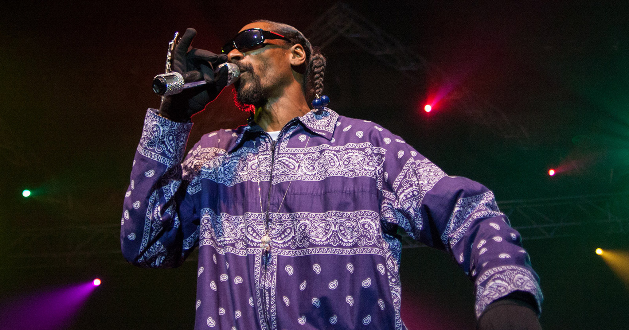 Snoop Dogg to perform two NZ shows this March Ambient Light